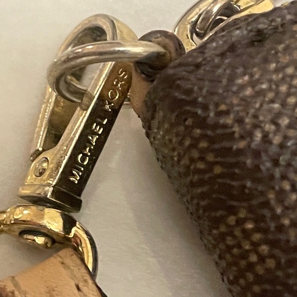 Michael Kors Wallet Wristlet - Picture 7 of 9